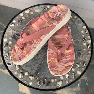 Okukai Sandals